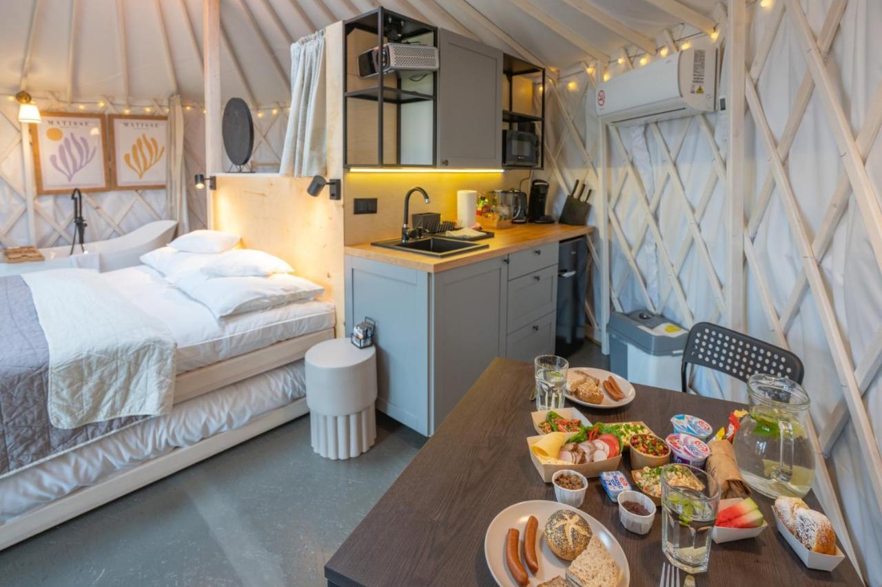 Izera Glamping Adults - Luksusowe Jurty&Spa Gajowka  Exterior photo