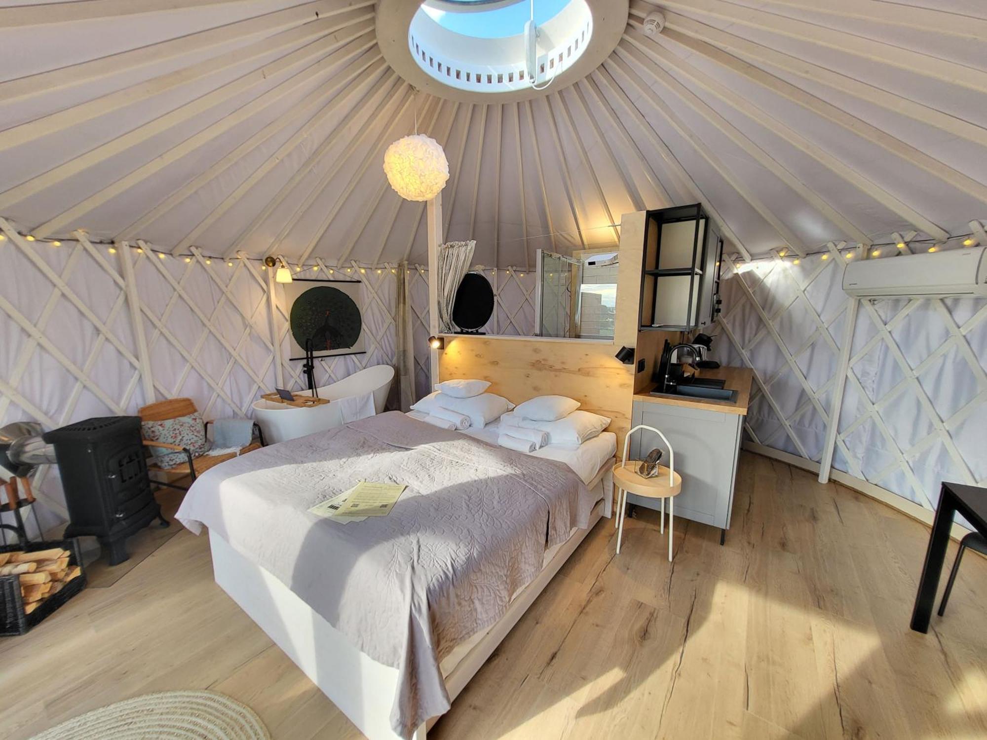 Izera Glamping Adults - Luksusowe Jurty&Spa Gajowka  Exterior photo